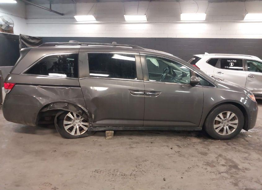 Photo 6 of 2015 Honda Odyssey EX-L (VIN 5FNRL5H69FB128798)