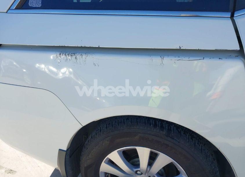 Photo 17 of 2016 Honda Odyssey EX-L (VIN 5FNRL5H69GB007917)