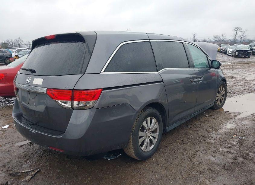 Photo 4 of 2016 Honda Odyssey EX-L (VIN 5FNRL5H69GB017136)