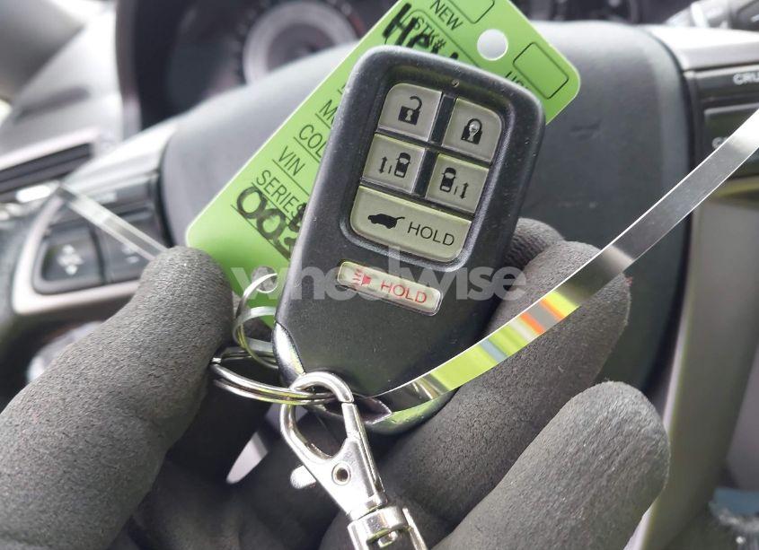 Photo 11 of 2016 Honda Odyssey EX-L (VIN 5FNRL5H69GB023681)