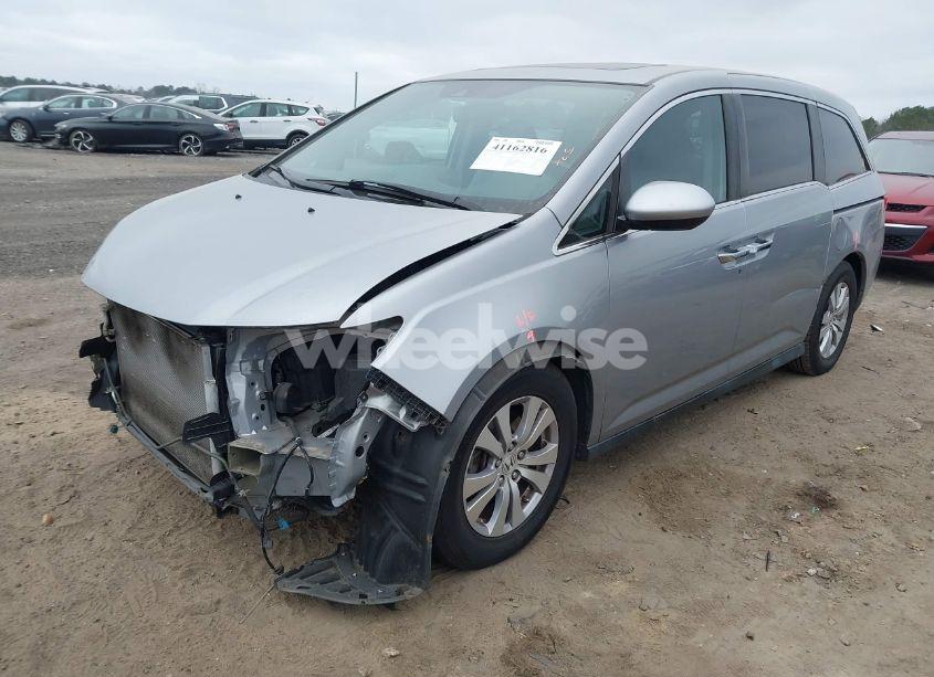 Photo 2 of 2016 Honda Odyssey EX-L (VIN 5FNRL5H69GB023681)