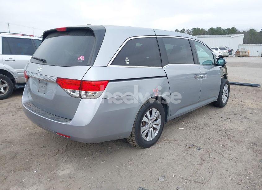 Photo 4 of 2016 Honda Odyssey EX-L (VIN 5FNRL5H69GB023681)