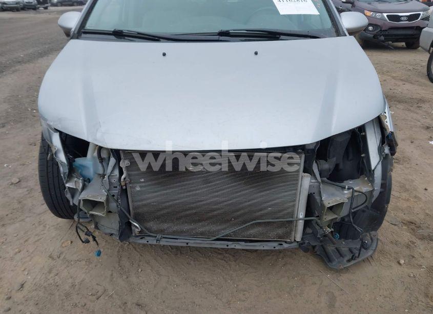 Photo 6 of 2016 Honda Odyssey EX-L (VIN 5FNRL5H69GB023681)