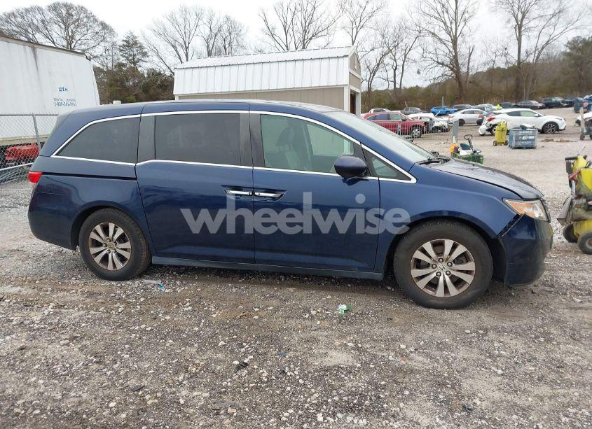 Photo 14 of 2016 Honda Odyssey EX-L (VIN 5FNRL5H69GB044711)