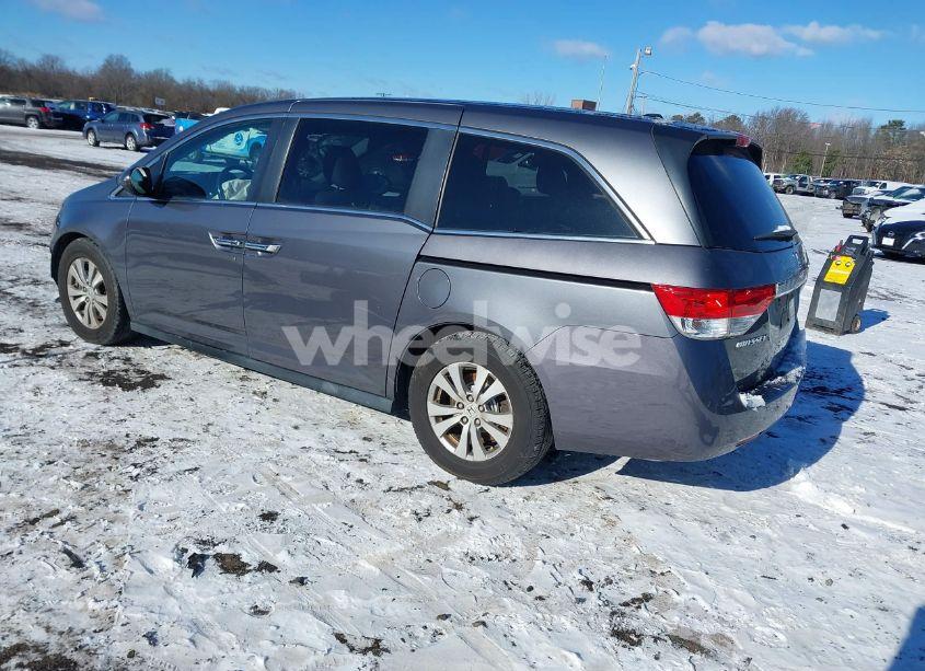 Photo 3 of 2016 Honda Odyssey EX-L (VIN 5FNRL5H69GB050640)