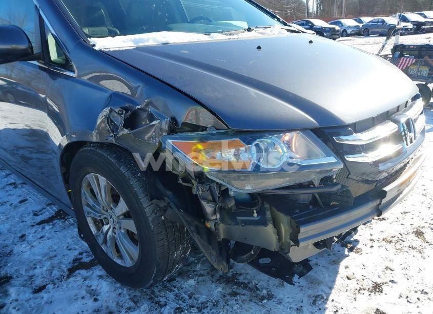 Photo 6 of 2016 Honda Odyssey EX-L (VIN 5FNRL5H69GB050640)