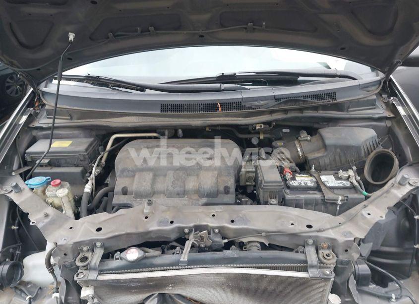 Photo 10 of 2016 Honda Odyssey EX-L (VIN 5FNRL5H69GB051271)