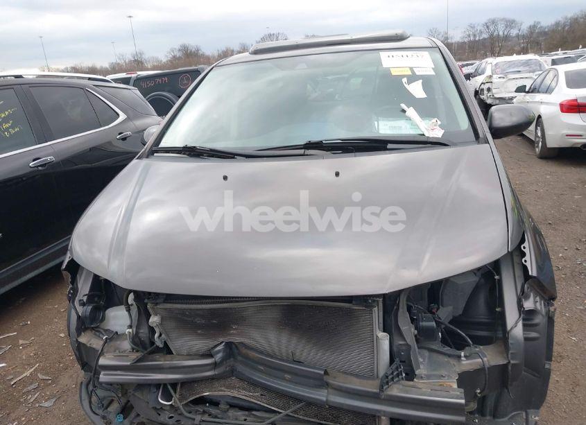 Photo 12 of 2016 Honda Odyssey EX-L (VIN 5FNRL5H69GB051271)