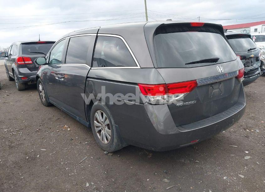 Photo 3 of 2016 Honda Odyssey EX-L (VIN 5FNRL5H69GB051271)