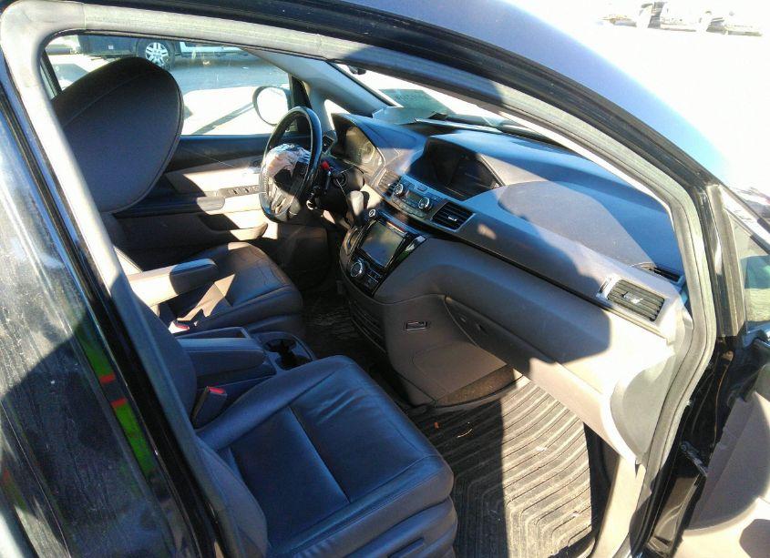 Photo 5 of 2016 Honda Odyssey EX-L (VIN 5FNRL5H69GB058236)