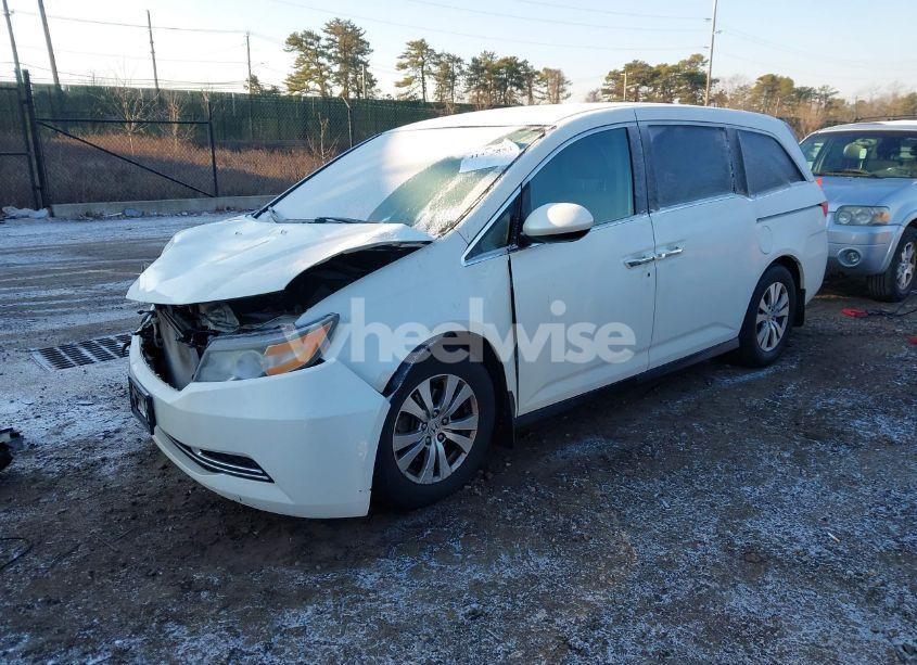 Photo 2 of 2016 Honda Odyssey EX-L (VIN 5FNRL5H69GB059273)