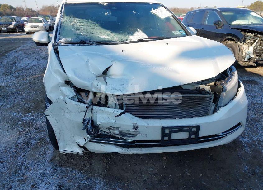 Photo 6 of 2016 Honda Odyssey EX-L (VIN 5FNRL5H69GB059273)