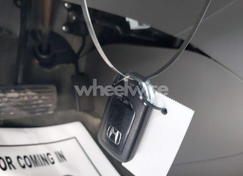 Photo 11 of 2016 Honda Odyssey EX-L (VIN 5FNRL5H69GB076610)