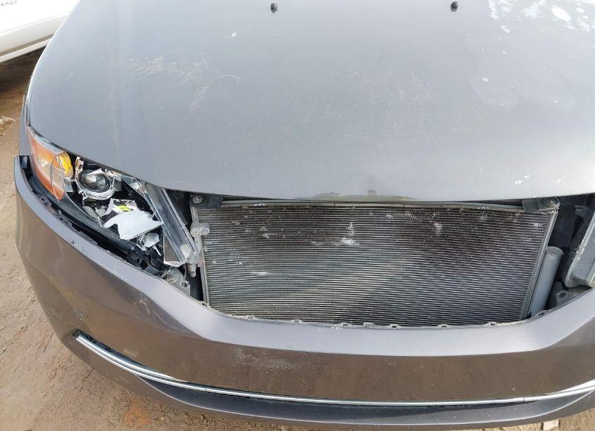 Photo 6 of 2016 Honda Odyssey EX-L (VIN 5FNRL5H69GB084576)