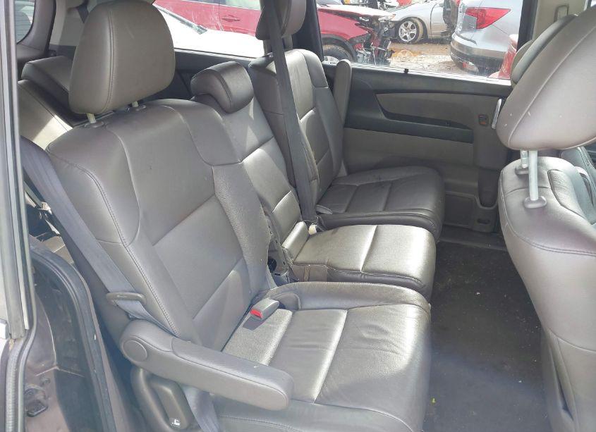 Photo 8 of 2016 Honda Odyssey EX-L (VIN 5FNRL5H69GB084576)