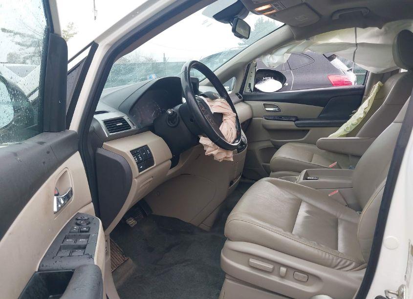 Photo 5 of 2016 Honda Odyssey EX-L (VIN 5FNRL5H69GB094573)