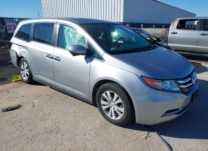 2016 Honda Odyssey EX-L (VIN 5FNRL5H69GB110979) main photo