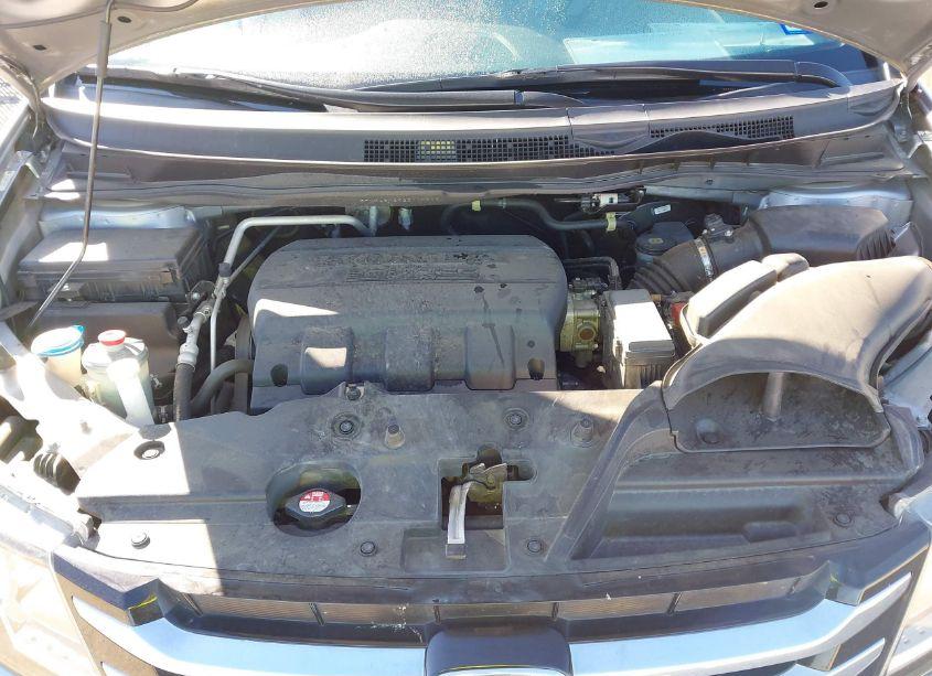 Photo 10 of 2016 Honda Odyssey EX-L (VIN 5FNRL5H69GB110979)