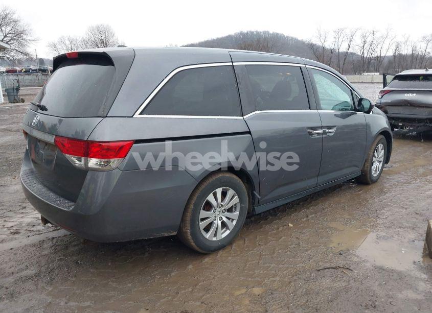 Photo 4 of 2016 Honda Odyssey EX-L (VIN 5FNRL5H69GB113686)