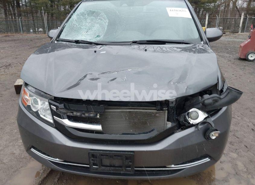 Photo 6 of 2016 Honda Odyssey EX-L (VIN 5FNRL5H69GB113686)