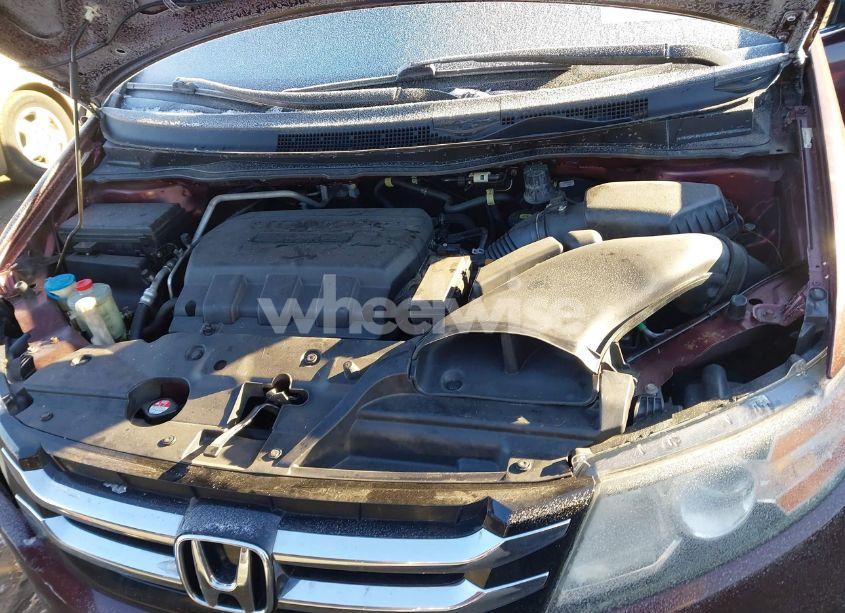 Photo 10 of 2016 Honda Odyssey EX-L (VIN 5FNRL5H69GB115695)