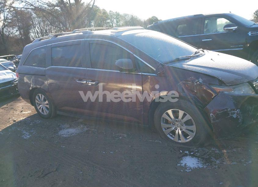 Photo 12 of 2016 Honda Odyssey EX-L (VIN 5FNRL5H69GB115695)