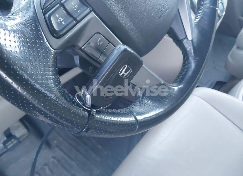 Photo 11 of 2016 Honda Odyssey EX-L (VIN 5FNRL5H69GB124686)