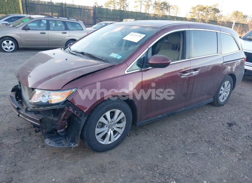 Photo 2 of 2016 Honda Odyssey EX-L (VIN 5FNRL5H69GB124686)