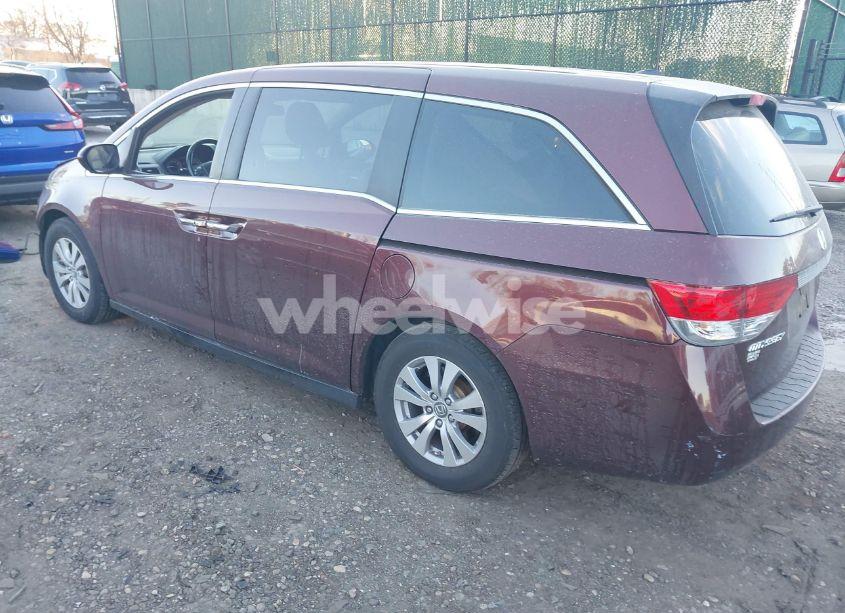 Photo 3 of 2016 Honda Odyssey EX-L (VIN 5FNRL5H69GB124686)