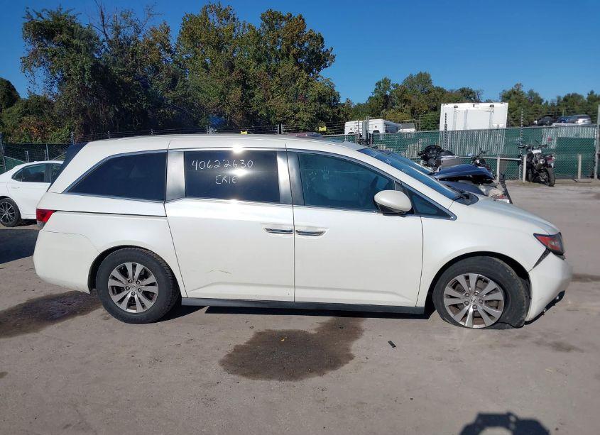 Photo 14 of 2016 Honda Odyssey EX-L (VIN 5FNRL5H69GB128883)