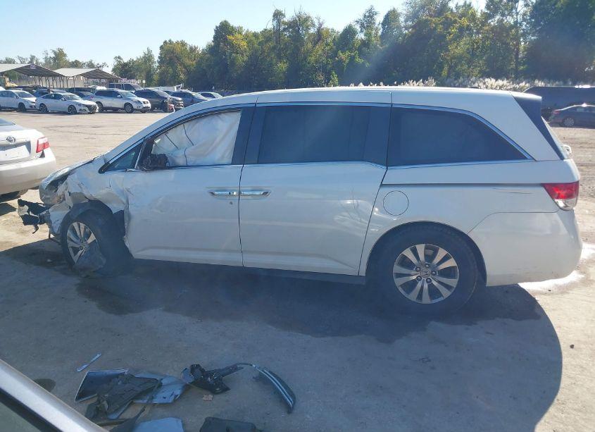 Photo 15 of 2016 Honda Odyssey EX-L (VIN 5FNRL5H69GB128883)