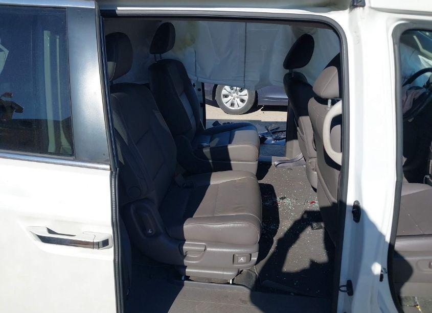 Photo 8 of 2016 Honda Odyssey EX-L (VIN 5FNRL5H69GB128883)