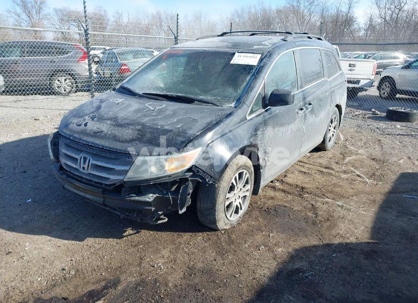 Photo 2 of 2011 Honda Odyssey EX-L (VIN 5FNRL5H6XBB004971)