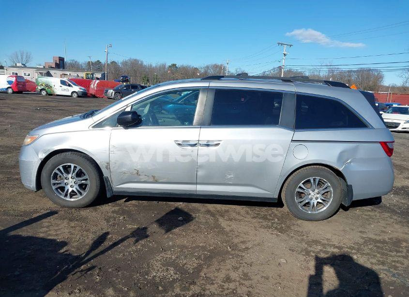 Photo 14 of 2011 Honda Odyssey EX-L (VIN 5FNRL5H6XBB005473)