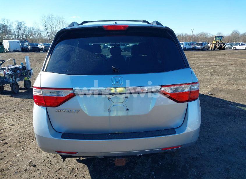 Photo 16 of 2011 Honda Odyssey EX-L (VIN 5FNRL5H6XBB005473)