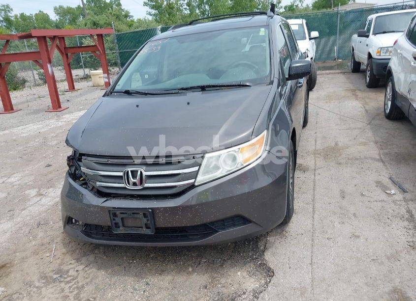 Photo 13 of 2011 Honda Odyssey EX-L (VIN 5FNRL5H6XBB017476)