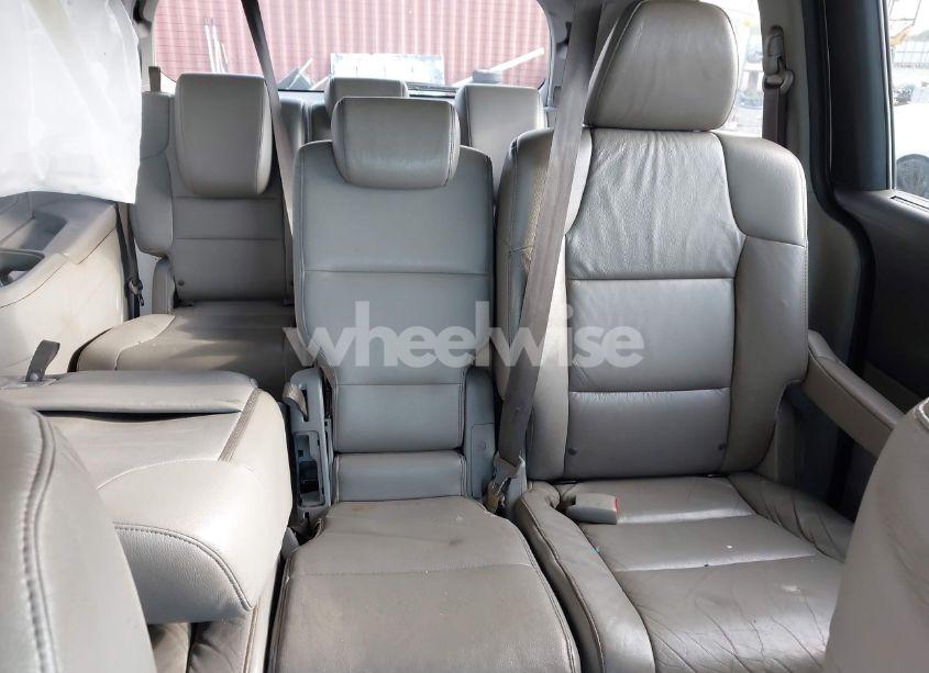 Photo 8 of 2011 Honda Odyssey EX-L (VIN 5FNRL5H6XBB053927)