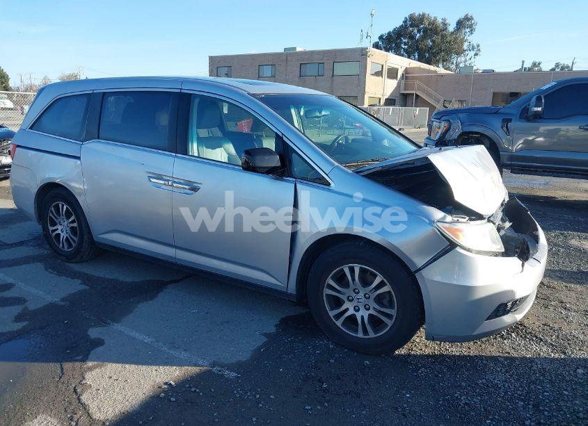 2011 Honda Odyssey EX-L (VIN 5FNRL5H6XBB057556) main photo