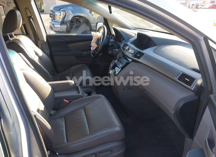 Photo 5 of 2011 Honda Odyssey EX-L (VIN 5FNRL5H6XBB057556)