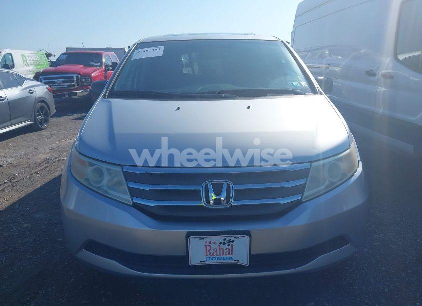 Photo 12 of 2011 Honda Odyssey EX-L (VIN 5FNRL5H6XBB057590)