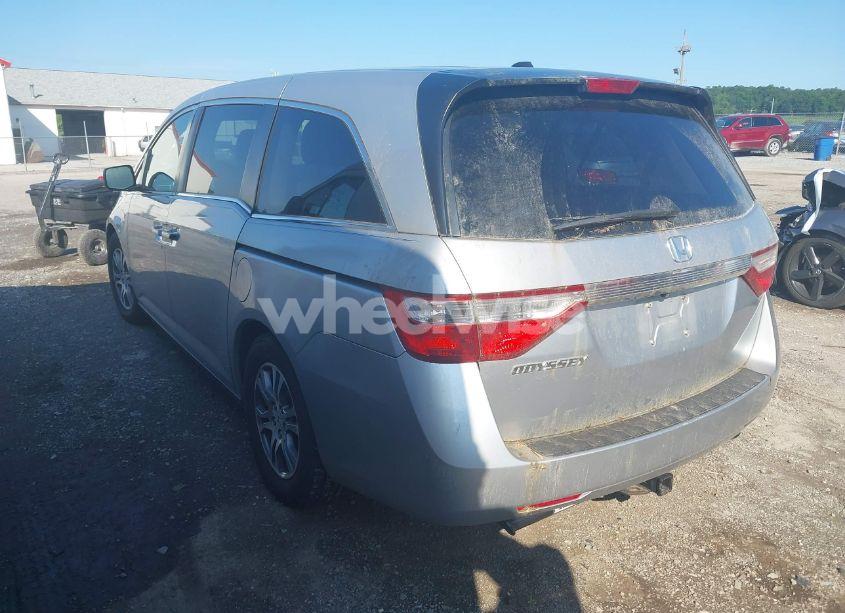 Photo 3 of 2011 Honda Odyssey EX-L (VIN 5FNRL5H6XBB057590)