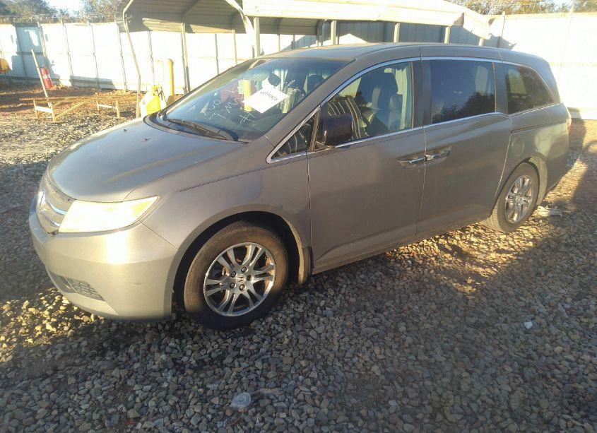 Photo 2 of 2011 Honda Odyssey EX-L (VIN 5FNRL5H6XBB072543)