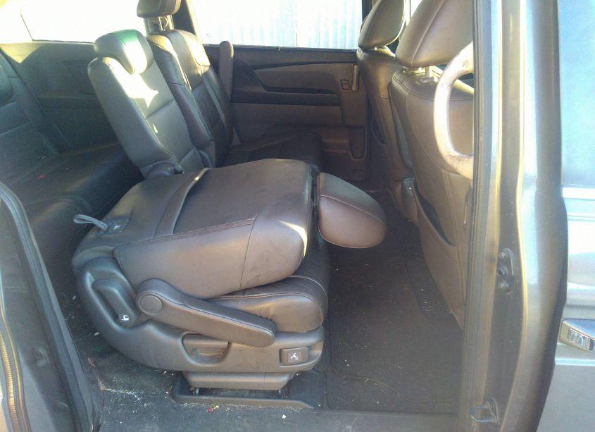 Photo 7 of 2011 Honda Odyssey EX-L (VIN 5FNRL5H6XBB072543)