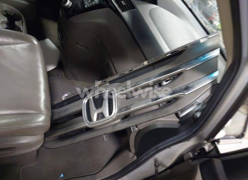 Photo 12 of 2011 Honda Odyssey EX-L (VIN 5FNRL5H6XBB073076)