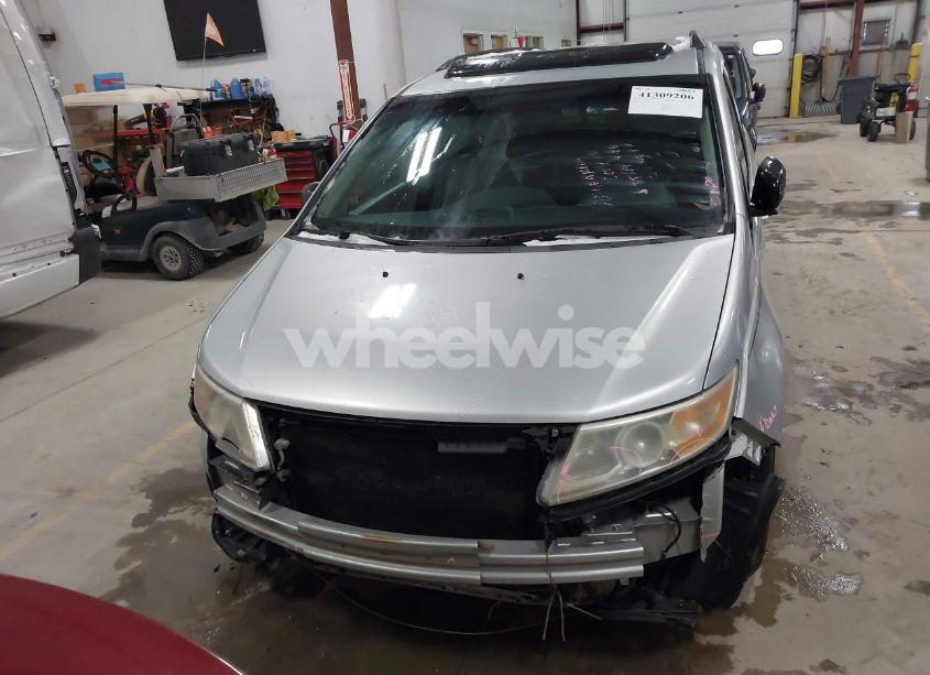 Photo 13 of 2011 Honda Odyssey EX-L (VIN 5FNRL5H6XBB073076)