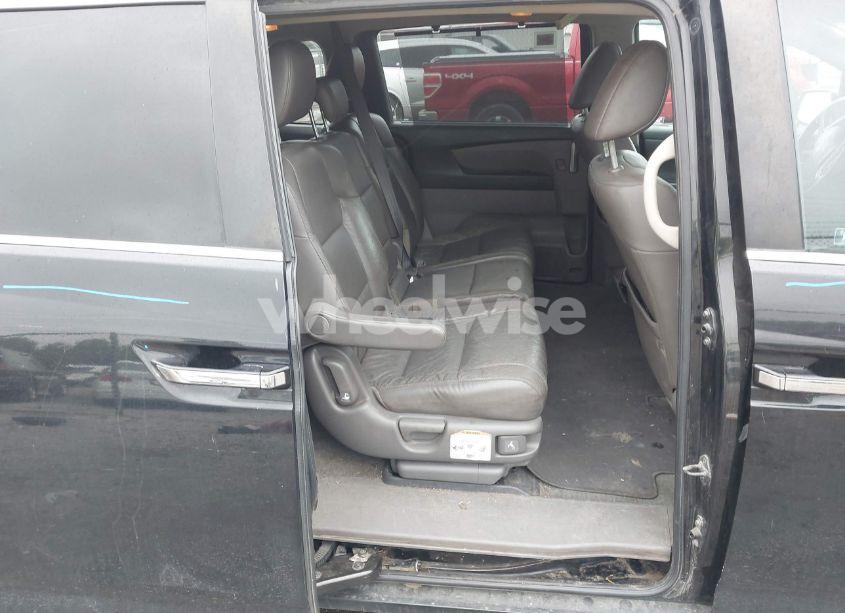 Photo 8 of 2011 Honda Odyssey EX-L (VIN 5FNRL5H6XBB082439)