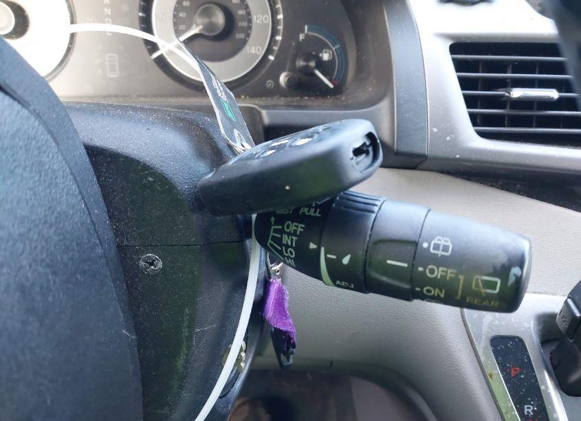 Photo 11 of 2011 Honda Odyssey EX-L (VIN 5FNRL5H6XBB083820)