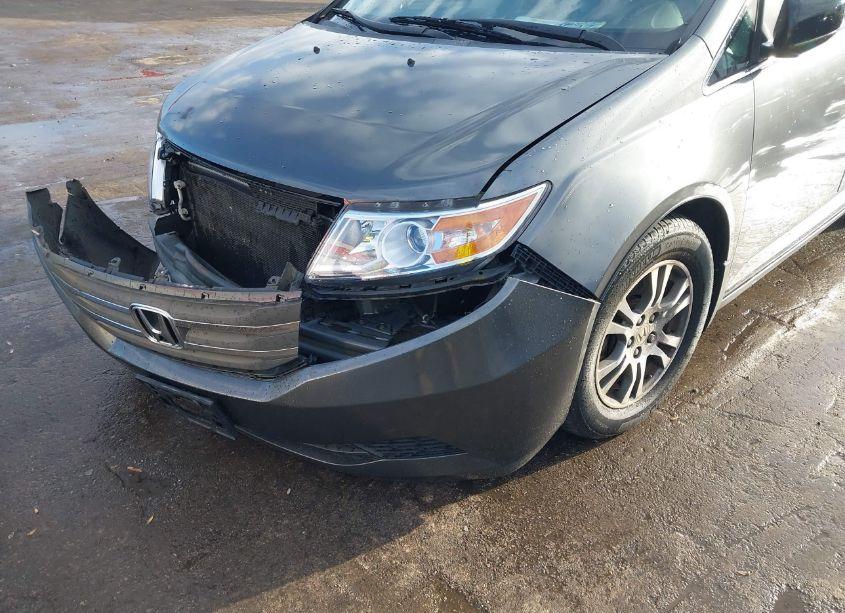 Photo 18 of 2011 Honda Odyssey EX-L (VIN 5FNRL5H6XBB083820)