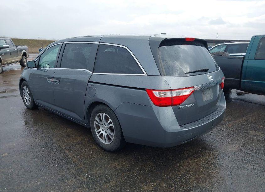 Photo 3 of 2011 Honda Odyssey EX-L (VIN 5FNRL5H6XBB096342)