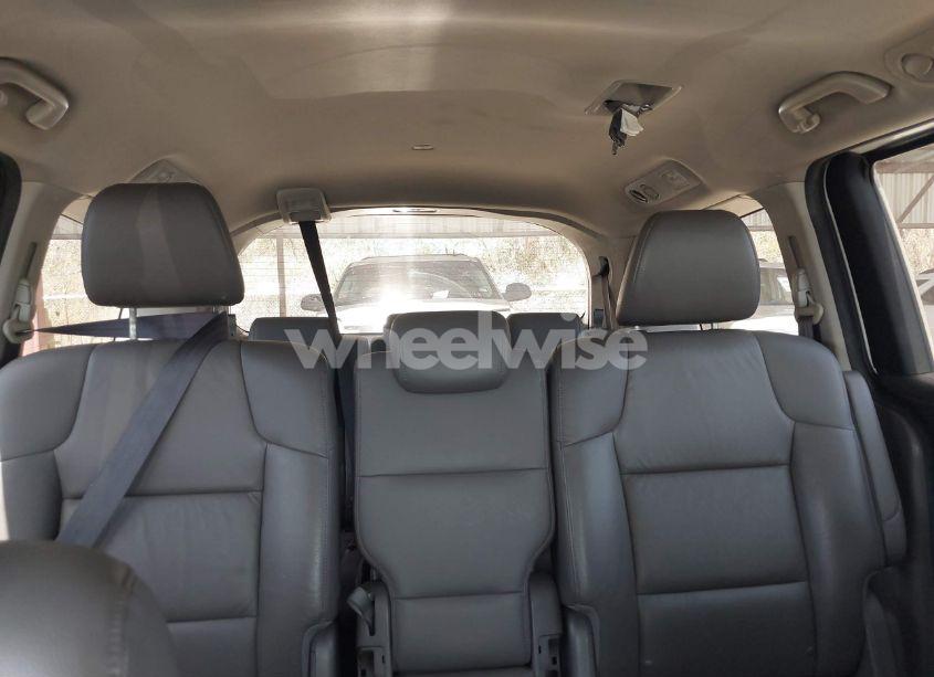 Photo 20 of 2011 Honda Odyssey EX-L (VIN 5FNRL5H6XBB100096)